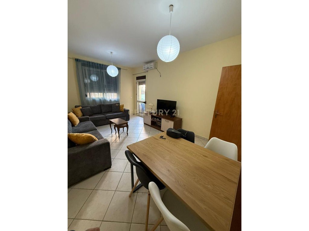 Apartament 1+1 me Qira në Vijën e Parë, Shkëmbi i Kavajës, Durres