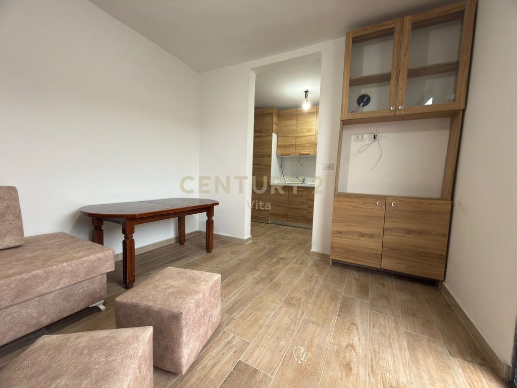 Apartament 1+1 me Qira në Lagjen 7, Durrës