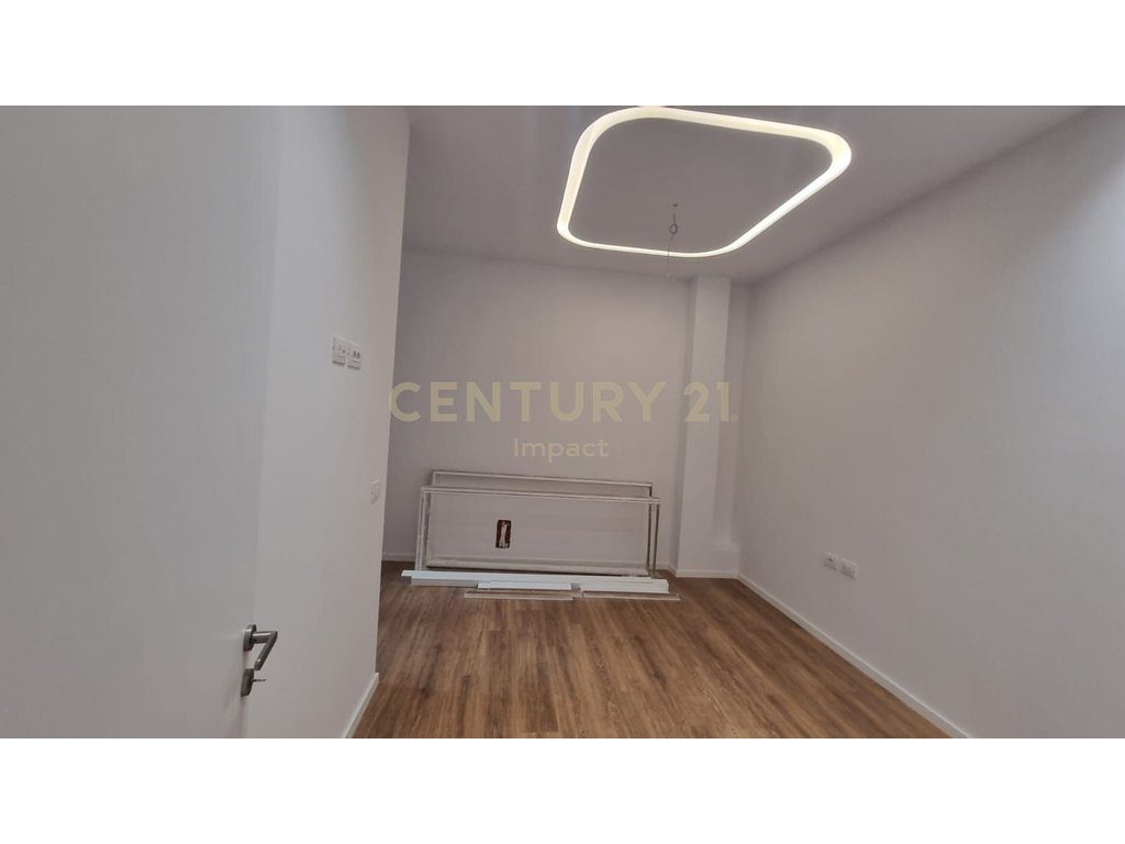 Apartament 2+1+2 ne Shitje tek Kopshti Zoologjik, Tiranë - 220,000€ | 102.32 m²
