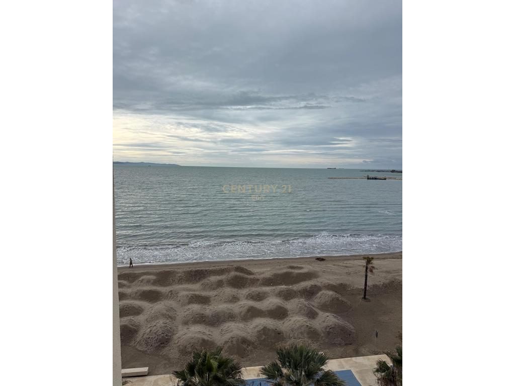 Apartament 2+1 Me Qira në Plazh, Durrës !!