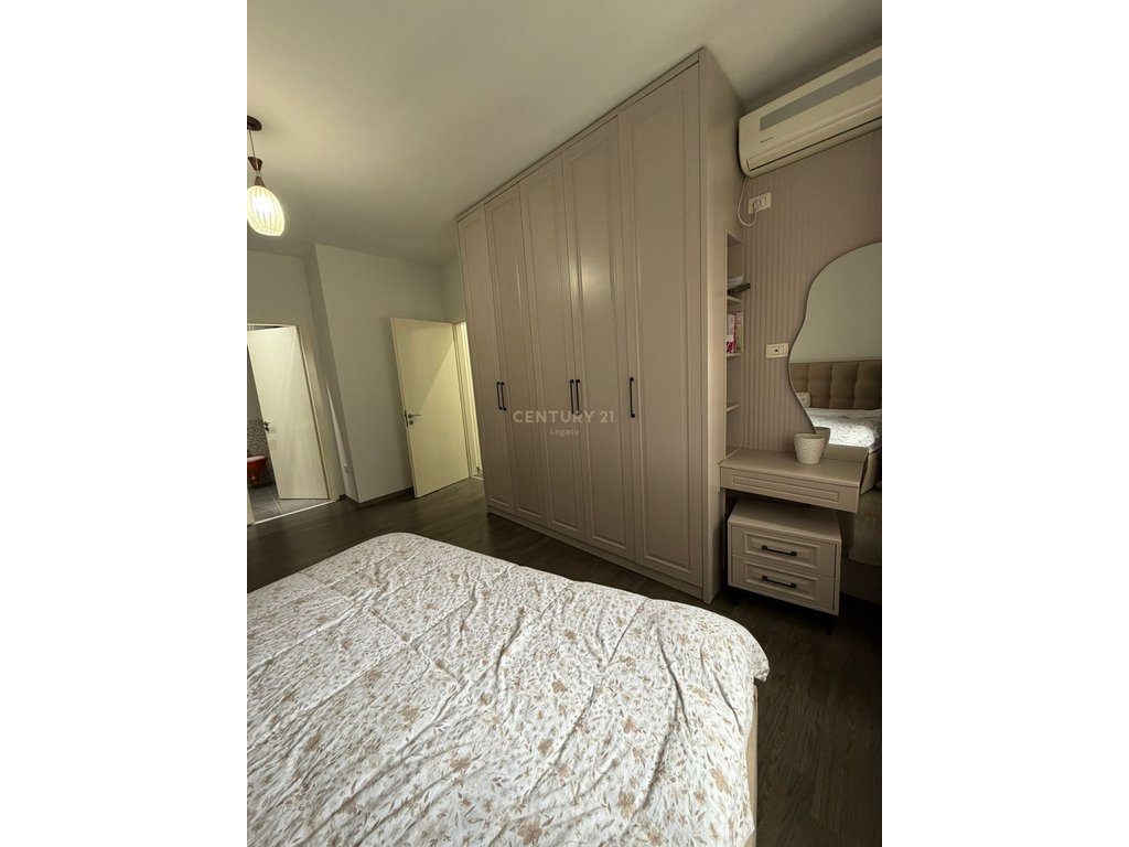 Shitet Apartament 3+1+2 në Rrugën Besim Alla – 270.000 €