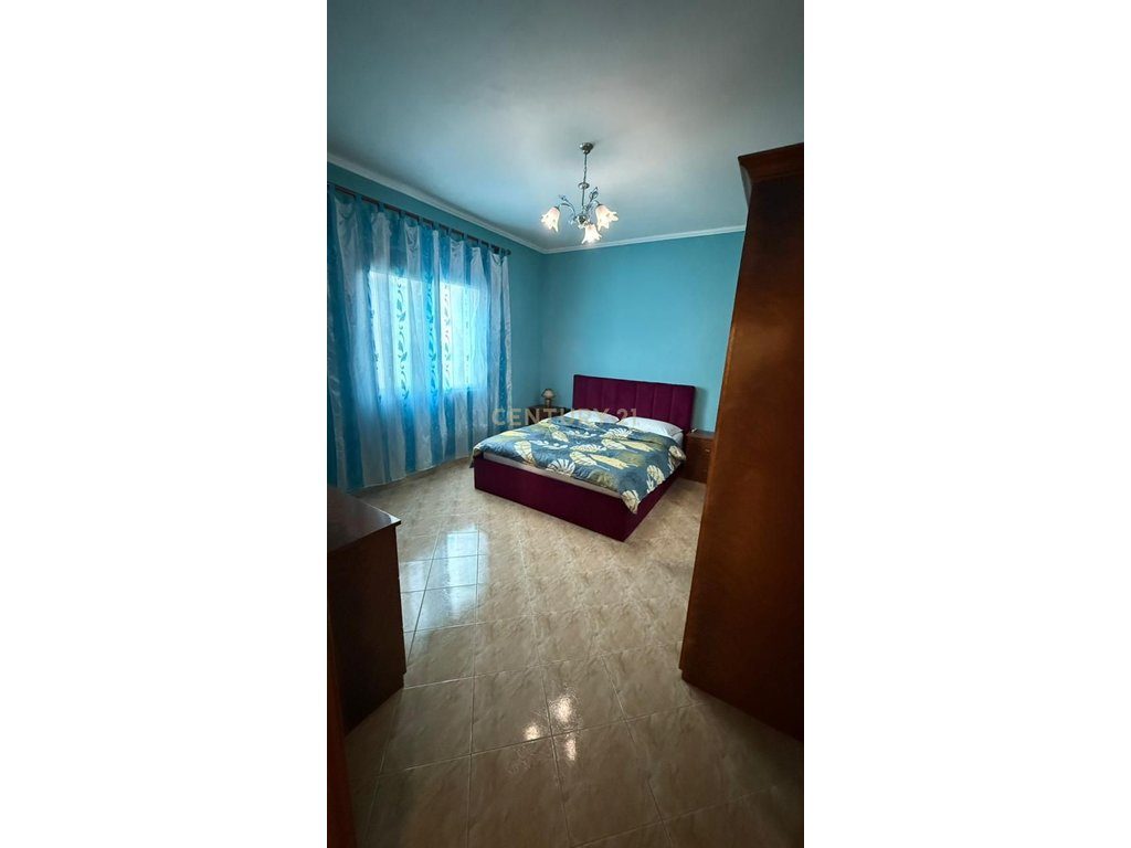 Shtëpi Private Për Shitje në Plazh Stacioni Pare , Durrës