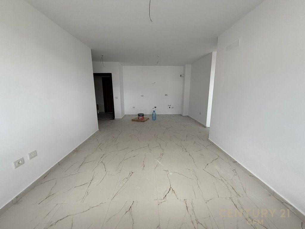 Apartament 1+1 Per Shitje!