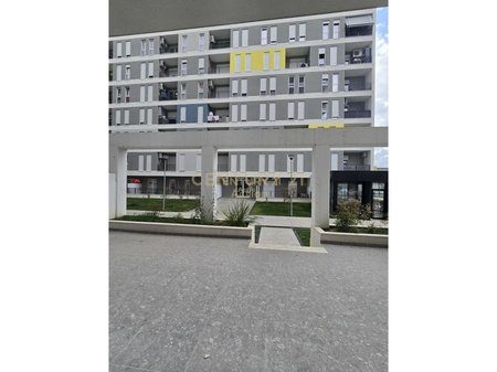 JAPIM ME QIRA NJESI SHERBIMI,KATI 0 UNIVERS CITY-QTU!