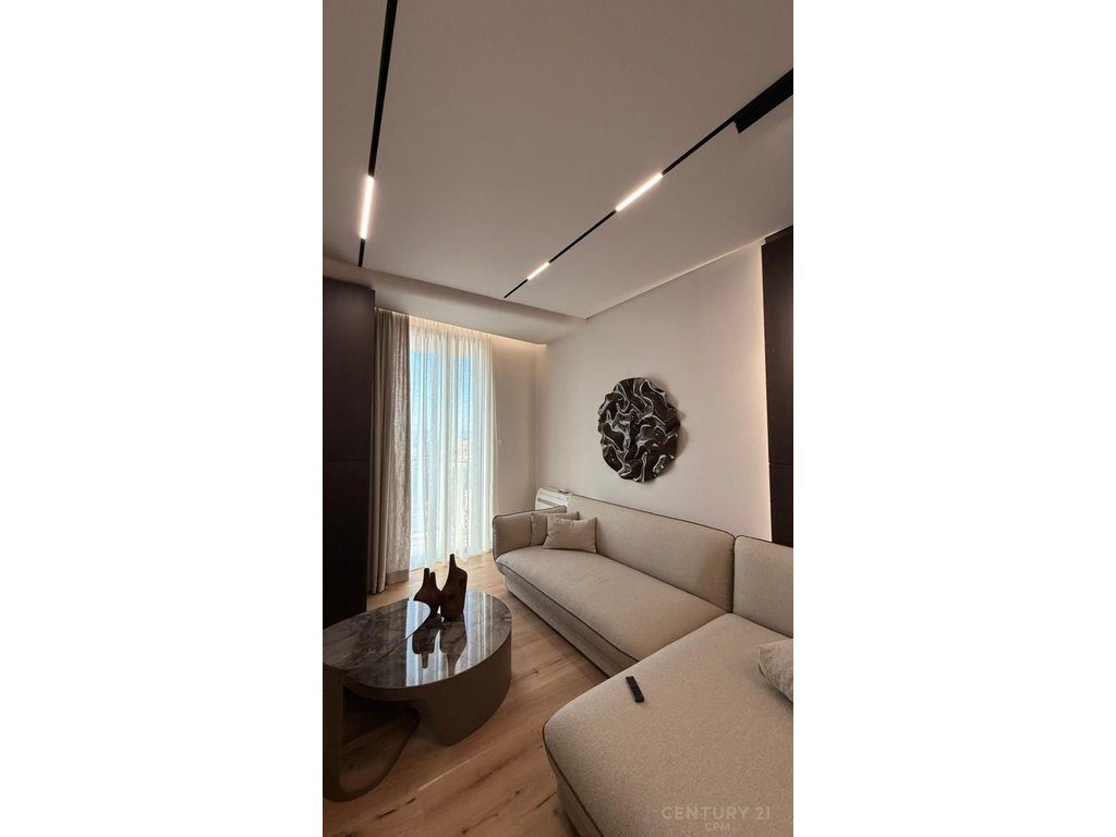APARTAMENT 1+1 ME QIRA TEK GOLDEN TOWER RR, MINE PEZA!