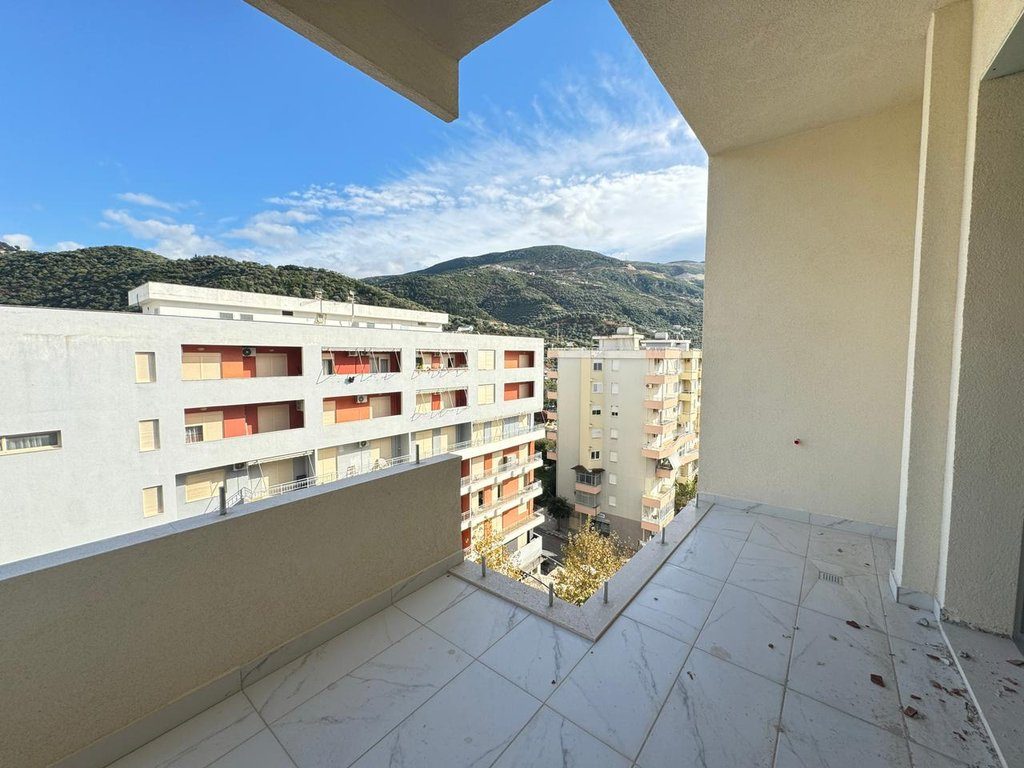APARTAMENT 1+1 PER SHITJE NE LUNGOMARE!