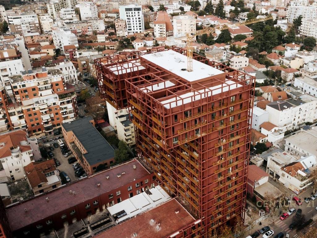 Jepet me qira ambient komercial tek Tirana Garden Building!