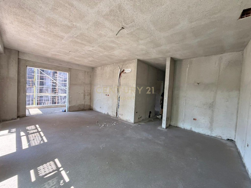 Shesim apartament2+1+2 te Rezidenca Viva Rruga Javer Malo!