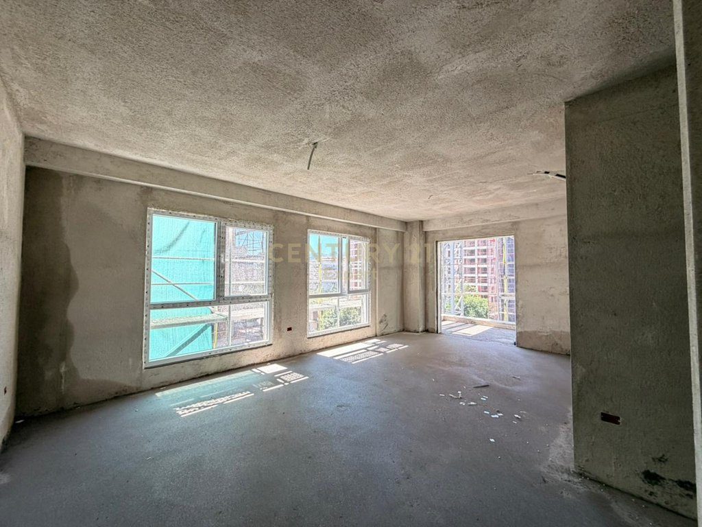 Shesim apartament2+1+2 te Rezidenca Viva Rruga Javer Malo!