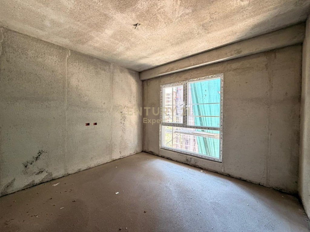 Shesim apartament2+1+2 te Rezidenca Viva Rruga Javer Malo!