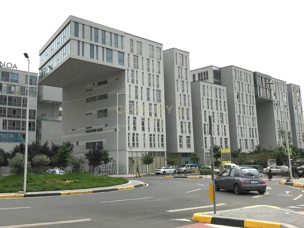 Apartament 2+1 me Qira te Kika 2, (bosh,i Përshtatshëm për Klinika), Komuna e Parisit