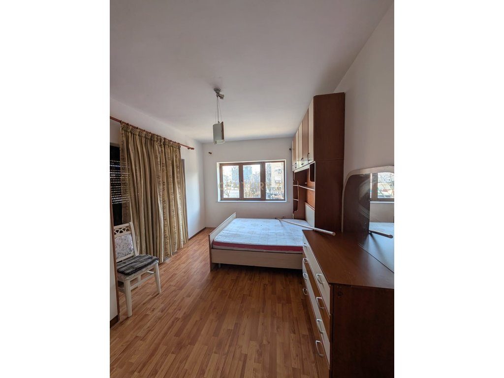 APARTAMENT 2+1 ME QIRA NE KRYQEZIMIN E ALI DEMIT!
