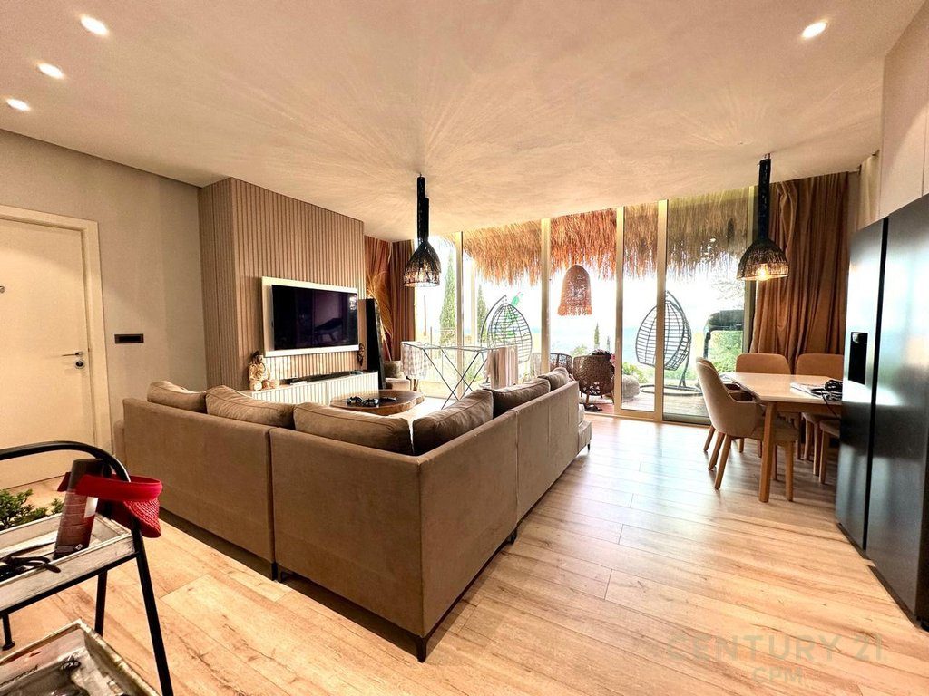 Super apartament 1+1 per shitje te Green Coast 1