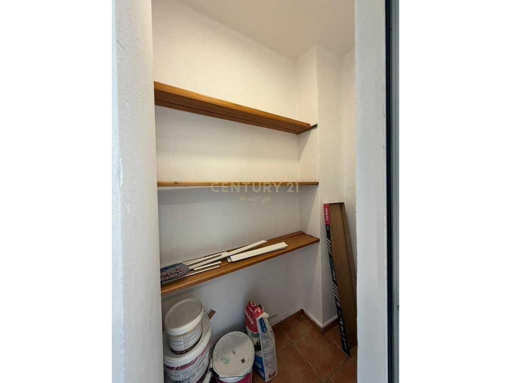 APARTAMENT 2+1+2 ME QIRA, TEK ISH-EKSPOZITA, TIRANE!