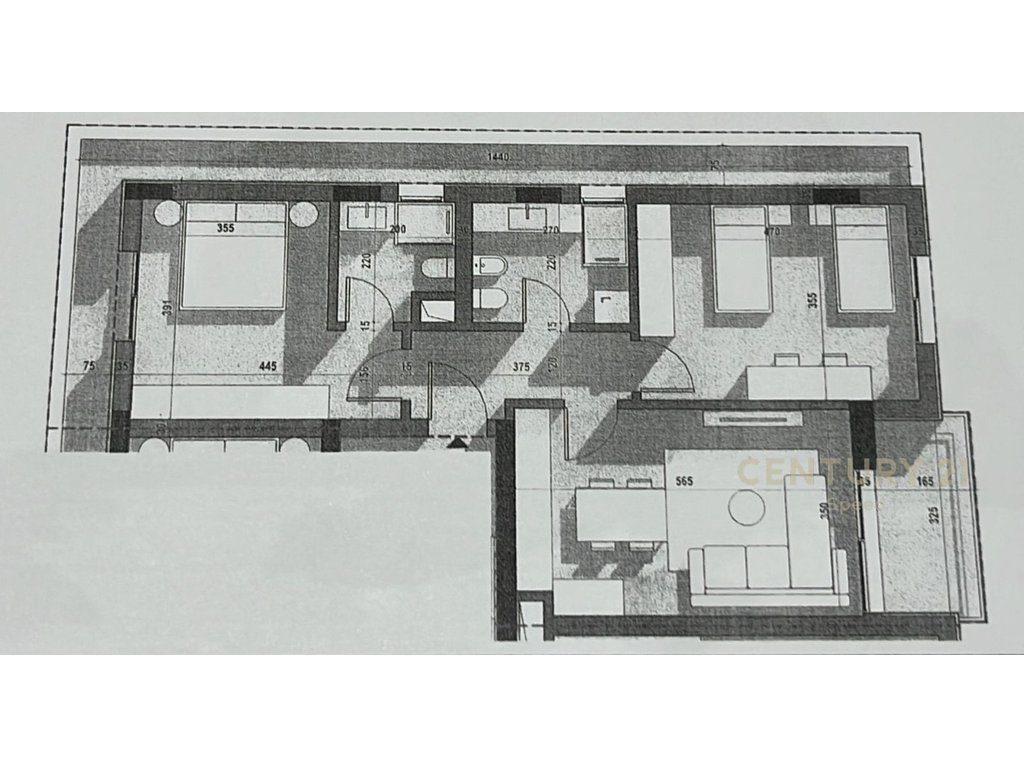 Shitet apartament 2+1+2 + Verandë – Rruga 5 Maj!!