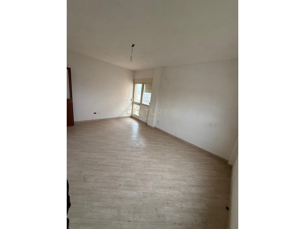 Apartament 2+1 në Shitje në Qerret, Kavajë – 73 m²