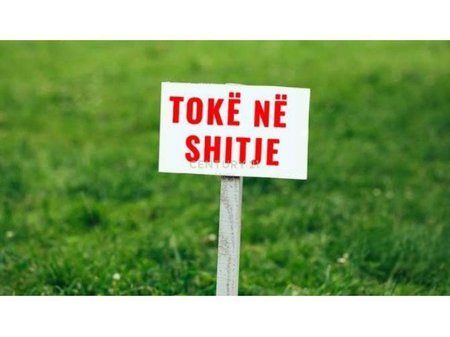 Shitet  shtëpi private në Laknas, Tiranë!