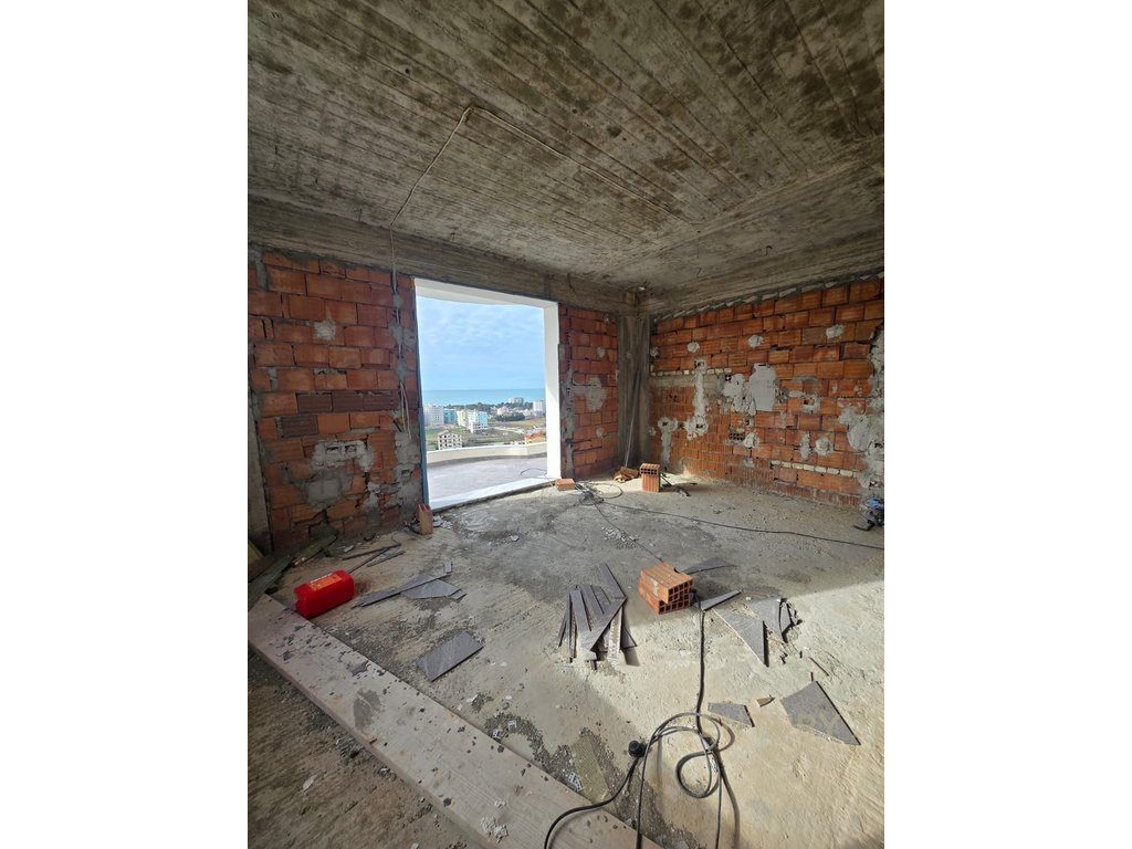 SHITET APARTAMENT 2+1 ME PAMJE DETI NE GOLEM !