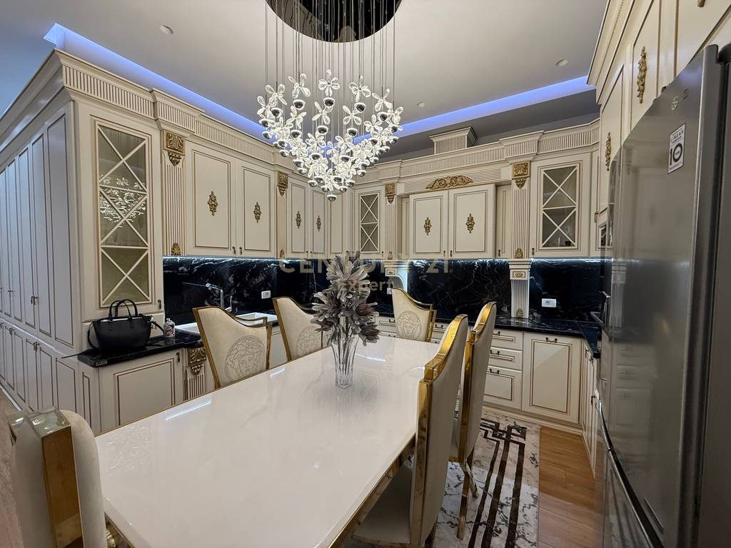 APARTAMENT 3+1+2 ME POST PARKIMI NE KOMPLEKSIN DELIJORGJI,PER QIRA