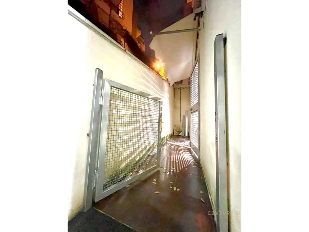 Liqeni i Thate, shitet garsionere