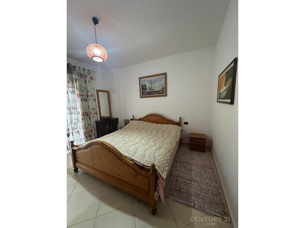 APARTAMENT 2+1+2 PRANË PAZARIT TË RI!