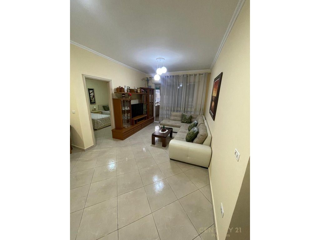 Apartament 1+1 Me Qira afër Kopshtit Botanik Zoologjik, Tiranë!