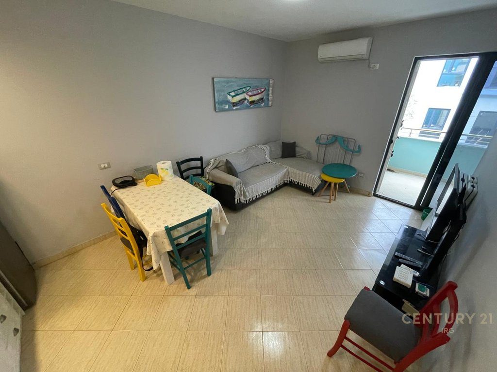 SHITET APARTAMENT 2+1 NE GOLEM!