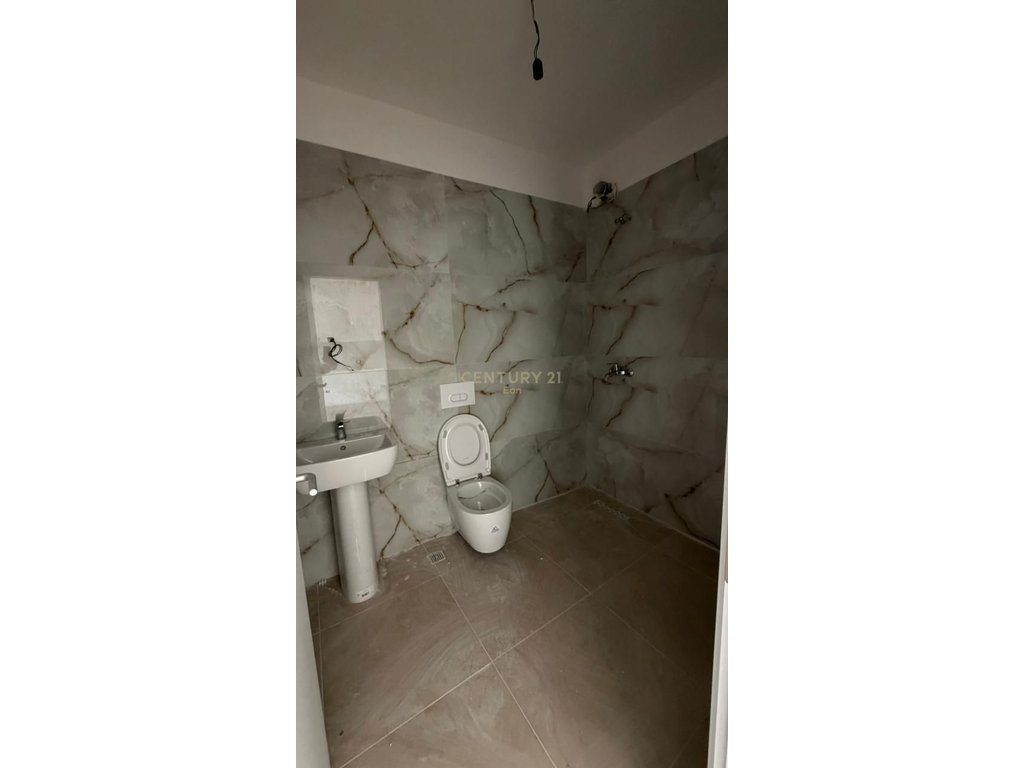SHITET APARTAMENT 1+1 NE REZIDENCEN EON , GOLEM !