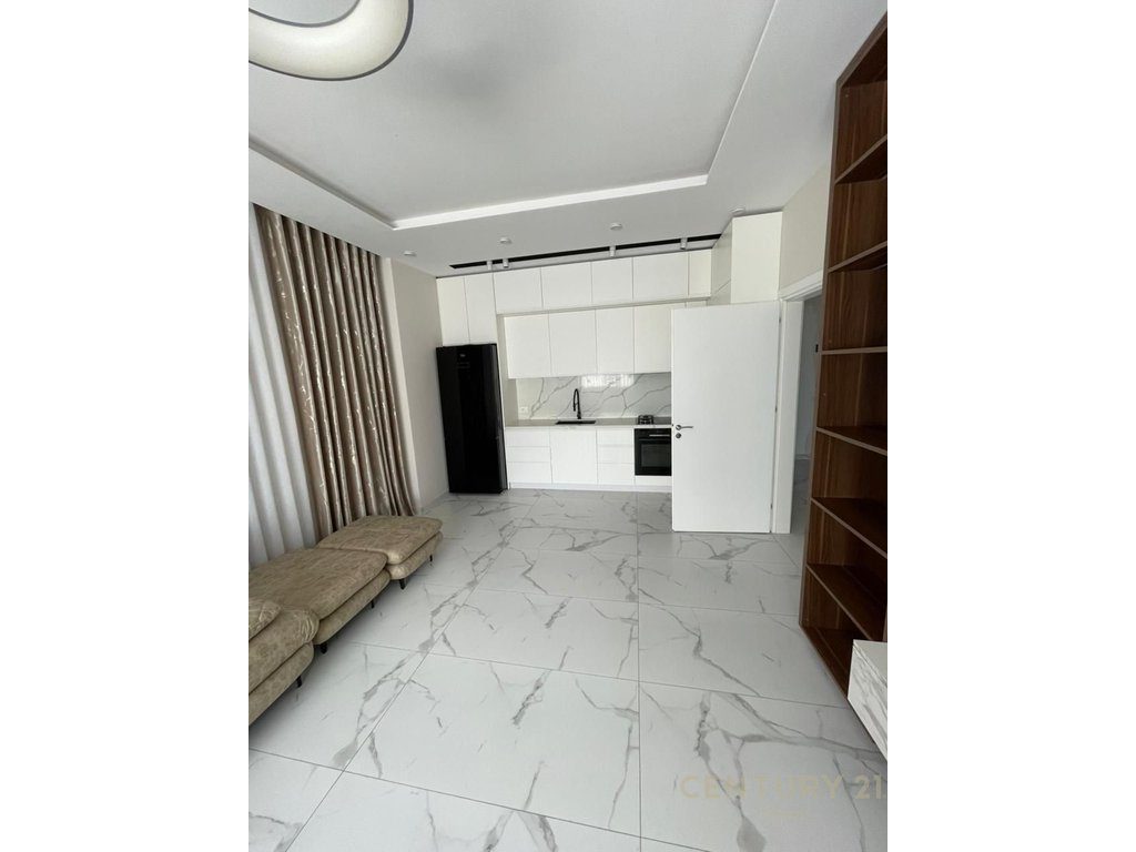 Shitet Apartament 2+1+2 ne Kamez!