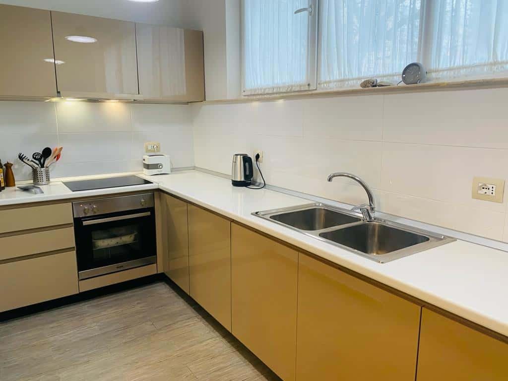 Investim Premium! Apartament 160 m² + Depo 90 m² – Zonë Super e Kërkuar!
