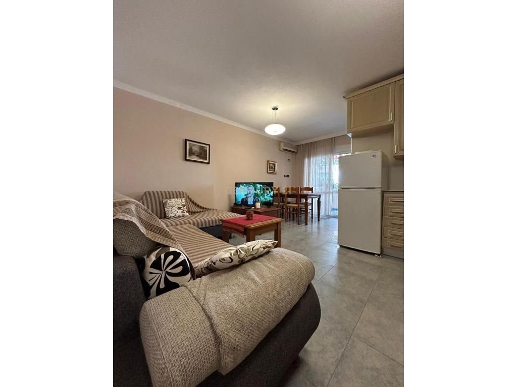 Apartament 1+1 me Qira në Shkëmbi I Kavajës, Durrës - 400€ | 62 m²
