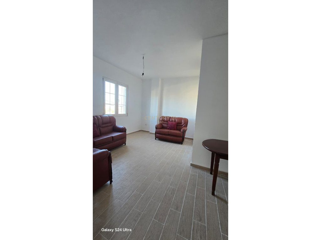 Shitet Apartament 2+1 në Spitalle, Durrës !