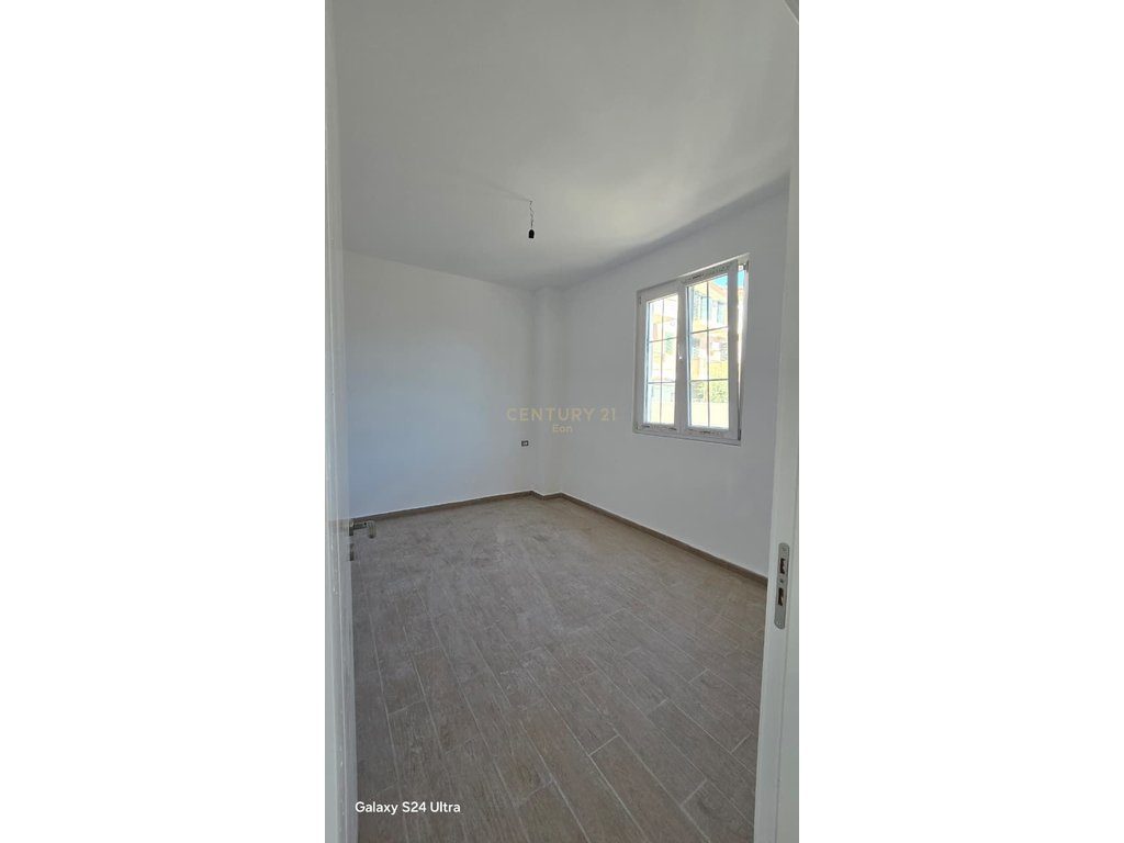Shitet Apartament 1+1 në Spitalle, Durrës !