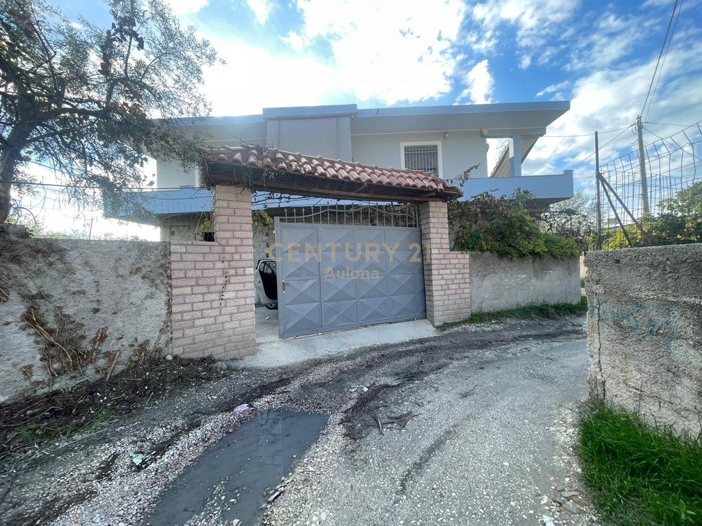 SHTEPI PRIVATE ME DY KATE PER SHITJE VLORE