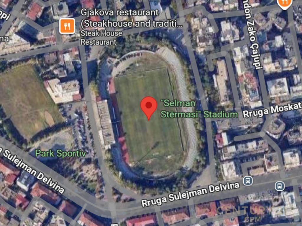 Ambient Komercial me Qira tek Stadiumi Dinamo !