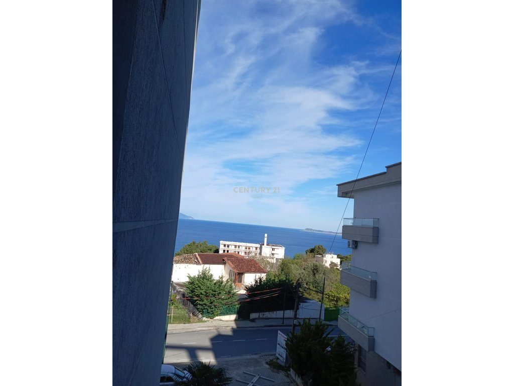 APARTAMENT 1+1 ME QIRA NE LAGJEN "UJI I FTOHT" PRAN LE PALAZZINE!!!