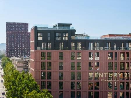 AMBJENT  KOMERCIAL  TEK “GARDEN  BUILDING”   !