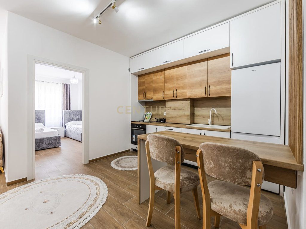 SHITET SUPER APARTAMENT NE GOLEM !