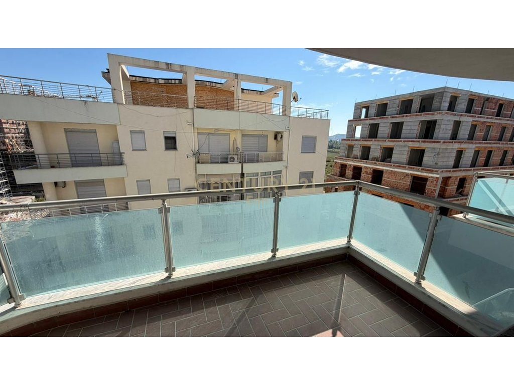 APARTAMENT 1+1 PER SHITJE NE GOLEM !