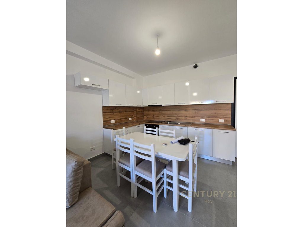 SHITET APARTAMENT 1+1 NE GOLEM !