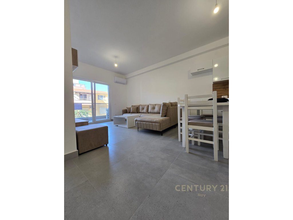 SHITET APARTAMENT 1+1 NE GOLEM !
