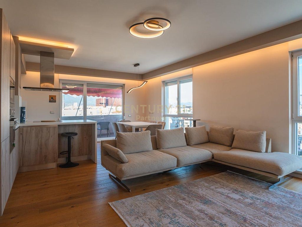 Shitet Apartament 3+1+2 në Kompleksin Magnet, Tiranë!