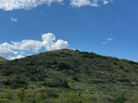 TOKË NË SHITJE NË FSHATIN CERRAVË – 1092 M²