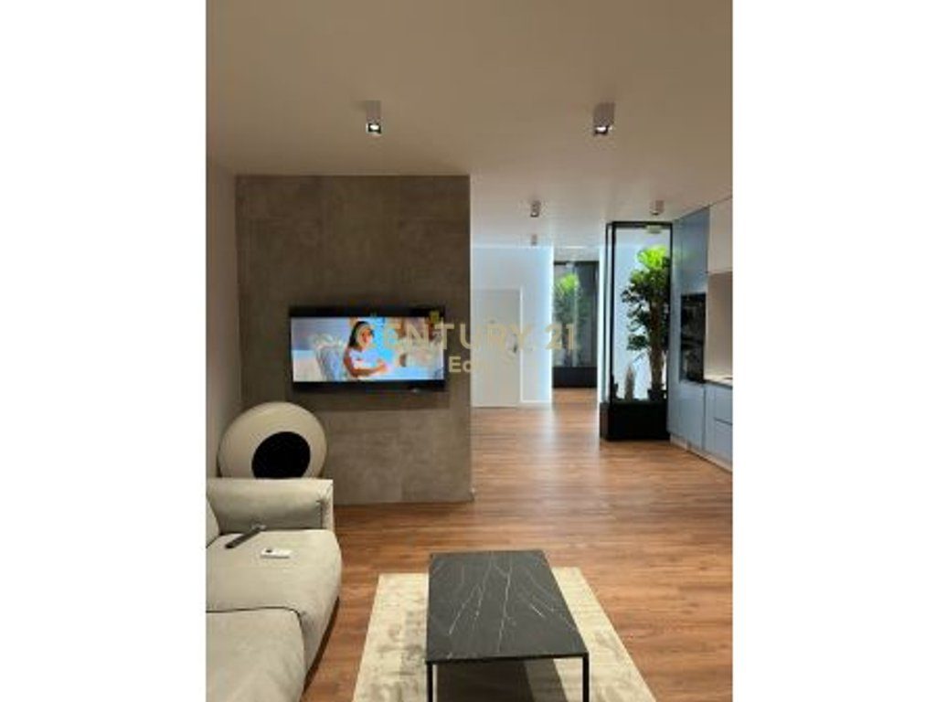 SHITET APARTAMENT 1+1 NE VOLLGA !