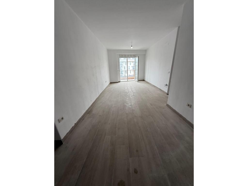 SHITET APARTAMENT 2+1 NE KUNE (SHENGJIN) VIJA E PARE ME PAMJE DETI!