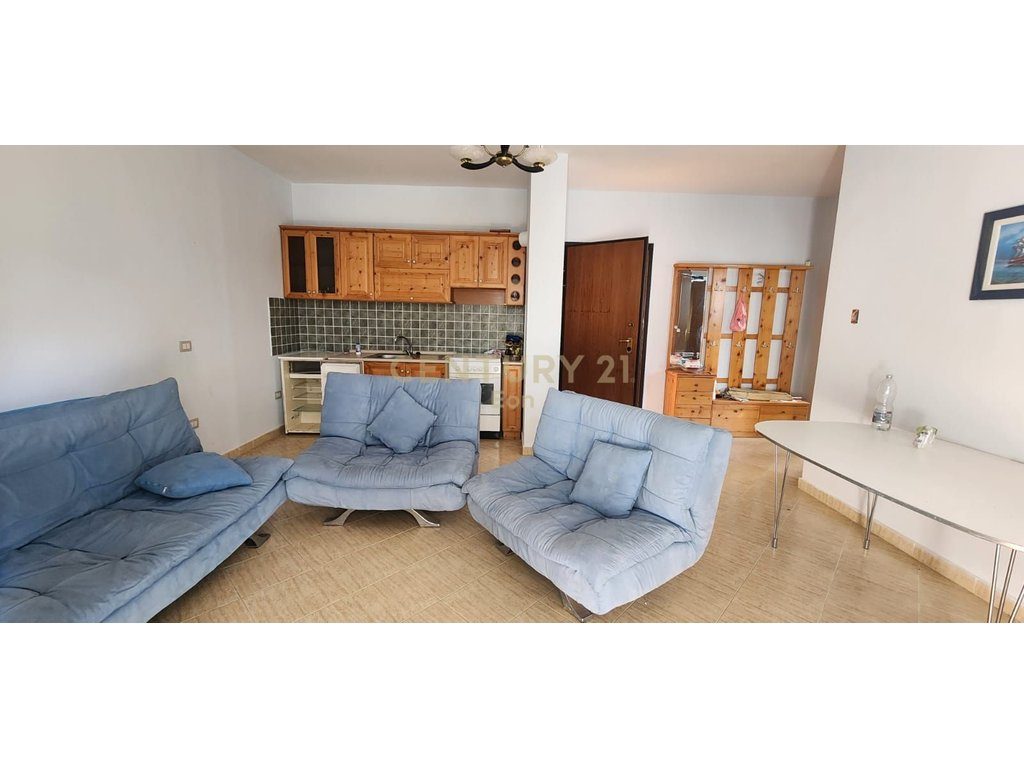 SHITET APARTAMENT NE ZONEN E MALIT TE ROBIT 250M LARG DETIT !