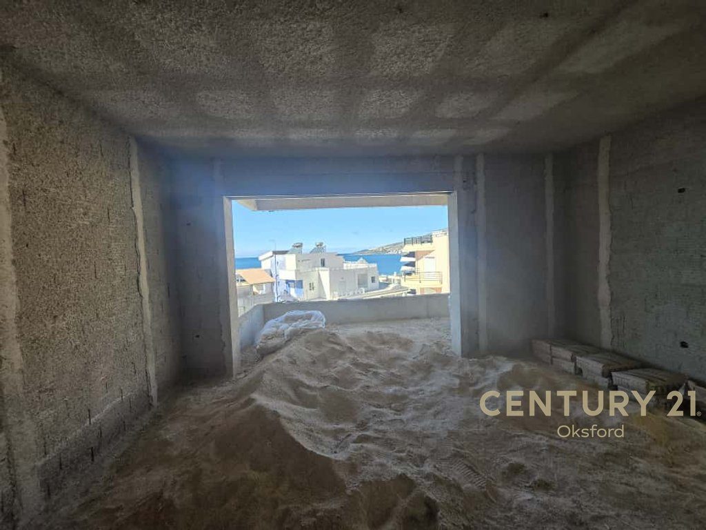 APARTAMENT 2+1+2 PER SHITJE NE SARANDË