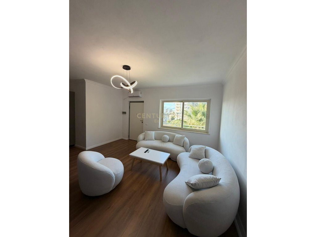 SHITET APARTAMENT 2+1 DHE VERANDE NE SHKEMBIN E KAVAJES, DURRES !