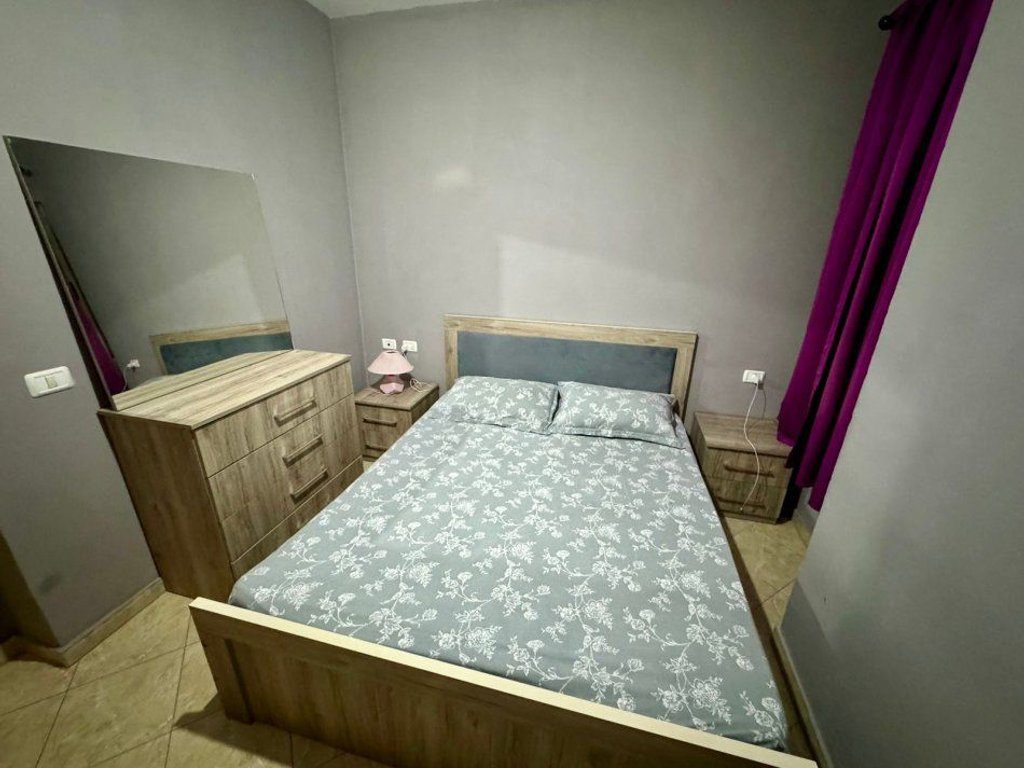 Apartament 1+1 per shitje ne zonen e Astirit.