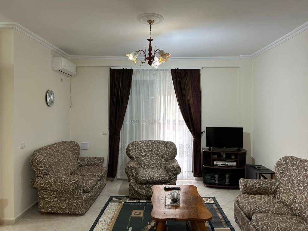 APARTAMENT 2+1 ME QERA PRANË RR. SË KAVAJËS!